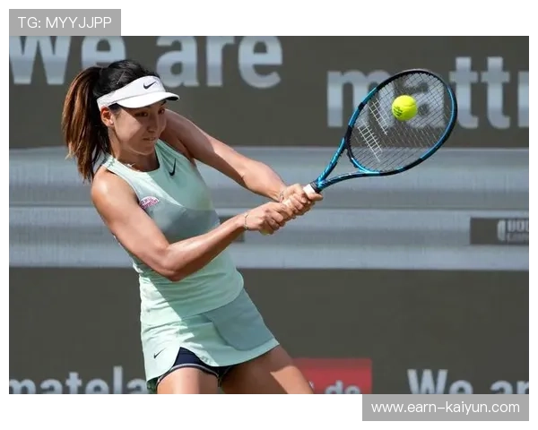 历史回顾：2013年帕尔默邀请赛加西亚爬树单手击球，随后退赛