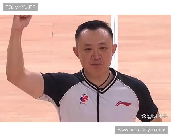 争议判罚再度成为焦点，VAR介入改变比赛走向