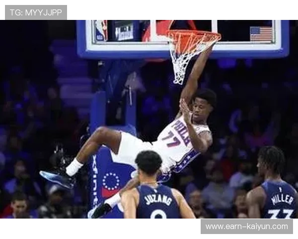 76人探花埃奇库姆23分并上演双绝杀,荣膺新秀挑战赛MVP 76人探花埃奇库姆23分并上演双绝杀,荣膺新秀挑战赛MVP